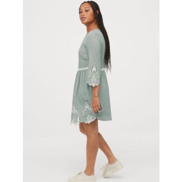 New With Tag H&M Mint Green Short Dress with Lace insert Size 6 - Picture 10 of 10